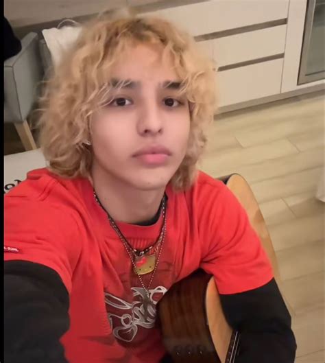 Fabio Hot Mexican Men Attractive Guys Capri Outfits