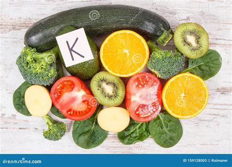 Ingredientes Naturais Como Fonte De Potássio Vitamina K Minerais E