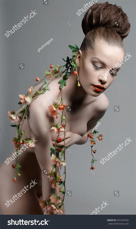 Sexy Nude Beautiful Woman Flowersfashion Art Stock Photo 601647542 Shutterstock