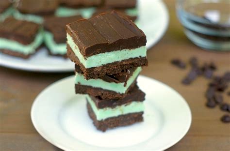 No-Bake Chocolate Mint Bars