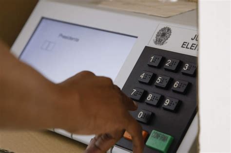 VERQUILOMBO Entenda o que são e para onde vão os votos nulos e