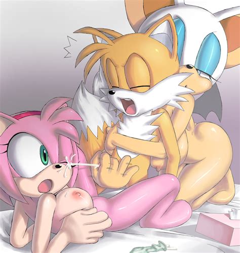 Amy Rose X Peach Hentai