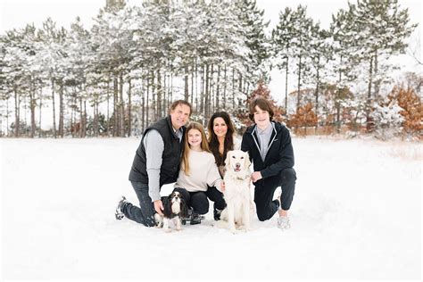 Blaine | Winter Family Portrait Session - shanelongphotography.com