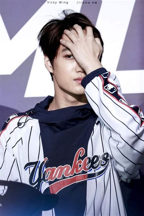 180323 MLB Hong Kong Opening Vicky Wing On We Heart It Exo Kai