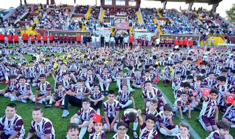 İnegölspor Yaz Futbol Okulu Yoğun Katılım İle Başladı İnegöl Online