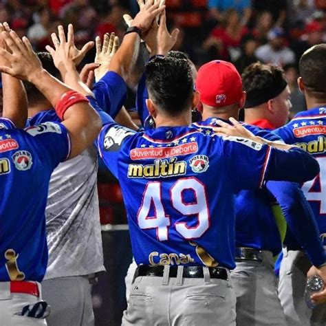 Tiburones De La Guaira Campeón Del Béisbol En Venezuela Tras 37 Años