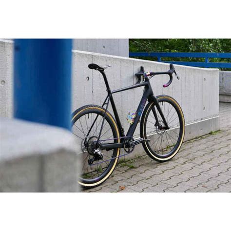 BASIC Gravelbike SRAM Rival 1x11 von Decathlon für 3 600 ansehen