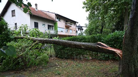 Vatrogasci Imaju Pune Ruke Posla Objavili Koliko Ih Je Na Terenu I