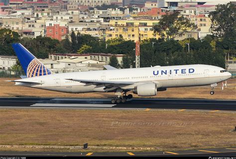 N209ua United Airlines Boeing 777 222er Photo By D Y6888 Id 1263077