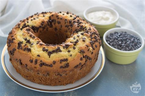 Ricetta Ciambellone Con Gocce Di Cioccolato La Ricetta Di GialloZafferano