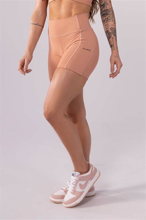 Short Bolso E Ponto De Cobertura Nude Ref K D Kaisan