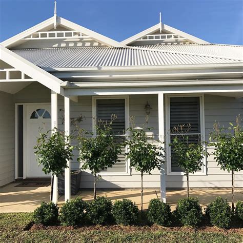 Shale Grey Weatherboard Surfmist Roof Cottage Exterior House Paint