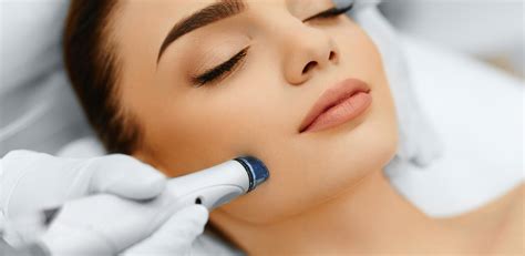 Microneedling Benefits Side Effects And After Care