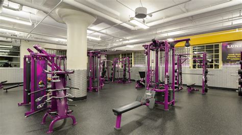 Gym In Washington Ivy City Dc 1406 Okie St Ne Planet Fitness