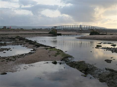 Coastal East Lothian The Footbridge At Richard West Cc By Sa 2 0