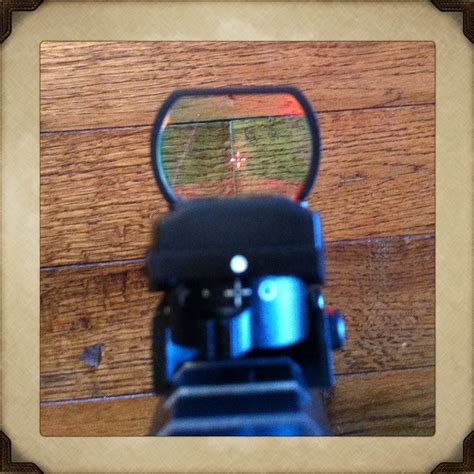 Browning Holographic Sight | Gun-a-Day