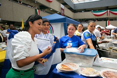 Alcaldesa inaugura la Primera Feria Internacional Gastronómica y Cultural