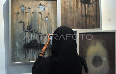 PAMERAN SENI RUPA DIMENSION SPACE ANTARA Foto