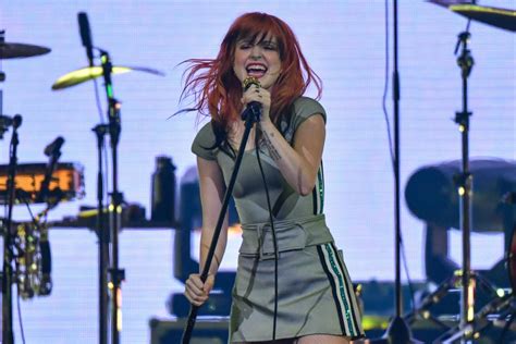 Paramore Played Dublin Last Night So Hayley Williams Had To Cover The Cranberries