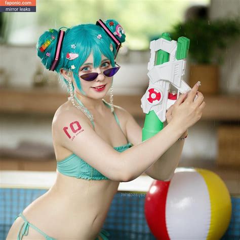 Saya Scarlet Aka Sayascarlet Nude Leaks Onlyfans Patreon Photo
