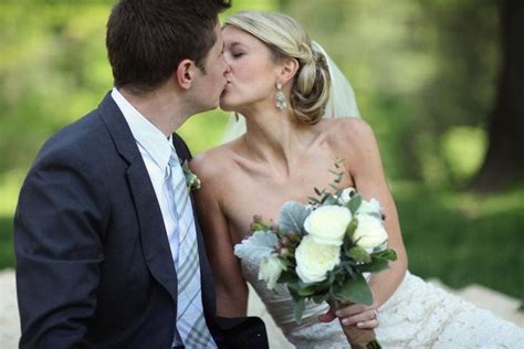 Sweetwater Farm Wedding From Alison Conklin Photography Farm Wedding