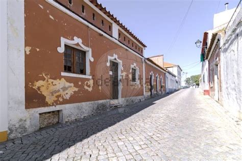 Casa Ou Moradia Venda Na Rua De Oliven A S N Monforte Idealista