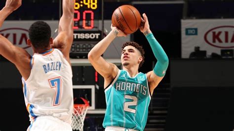 Lamelo Ball Scores First Nba Basket After Going Scoreless In Hornets