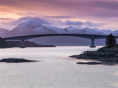 How To Get To The Isle Of Skye Ferry Car And Public Transport Options
