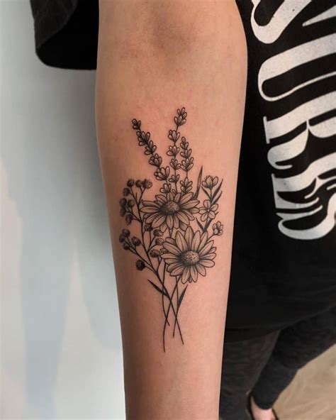 Simple And Small Flower Tattoo Ideas For Men And Women