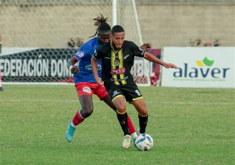 Cibao FC sigue líder e invicto y Moca FC asalta segunda plaza RC Noticias