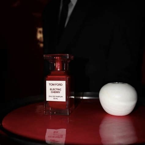 Nước Hoa Unisex Tom Ford Electric Cherry Xixon Perfume