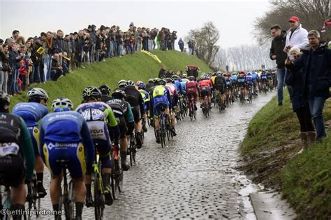 Tour of Flanders – Road Bike Action