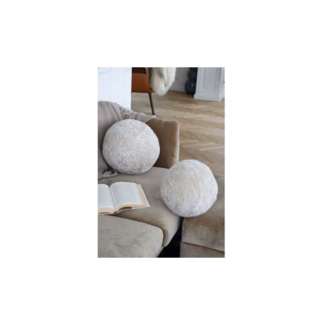 Natures Collection Angelite Round Cushion New Zealand Sheepskin Cm