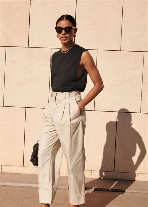 Relaxed High Waisted Cotton Trousers In 2020 High Waisted Pants Outfit Beige Outfit Fashion