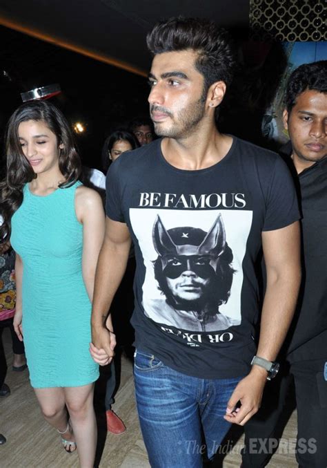 Arjun Kapoor, Alia Bhatt visit movie hall, meet fans | Entertainment ...