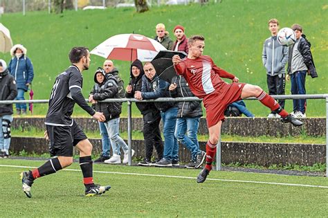 Tv Bempflingen Kr Nt Sich Sp T Zum Derbysieger Gegen Den Tsv Altdorf