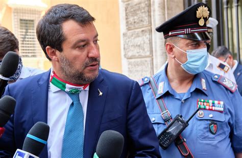 Matteo Salvini Non Ha Capito Nulla Del Coronavirus E Ora Si Fa