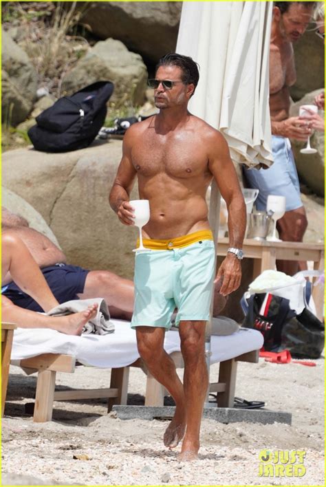 Baywatch S David Charvet Shows Off Hot Body While Shirtless At The