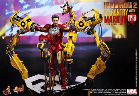 Iron Man Suit Up Gantry From Hot Toys The Toyark News