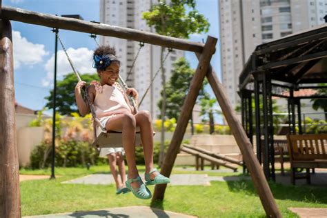 Área de lazer em condomínio Importância e o que precisa ter