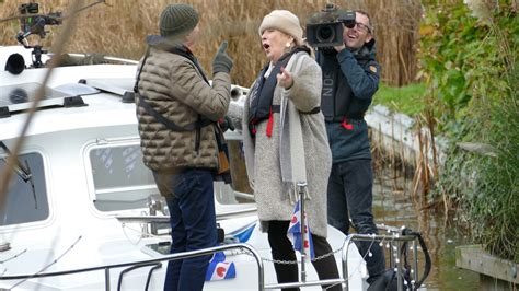 Video Andr Van Duin En Janny Van Der Heijden In Dokkum En Bartlehiem