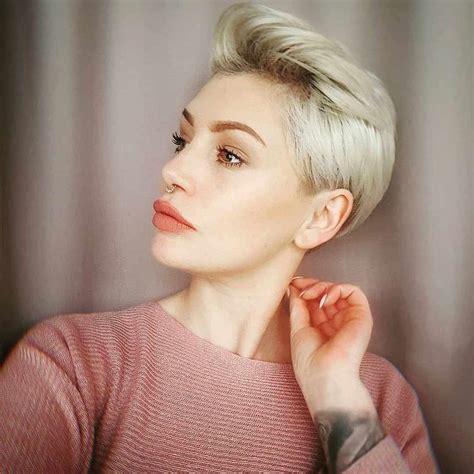 50 Short Hairstyles For Women 2023