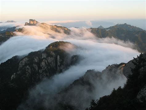 洛阳白云山，晨观日出，夜望星海，隐居做个活神仙