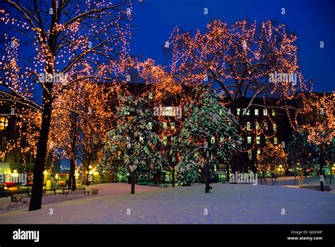 Holiday Lights And Snow In Urban Mears Park Downtown St Paul