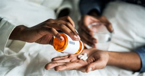 Clonazepam O Que Indica Es Contraindica Es E Como Tomar