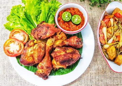 resep ayam goreng bumbu kuning khas sunda oleh rinee pradhitya cookpad