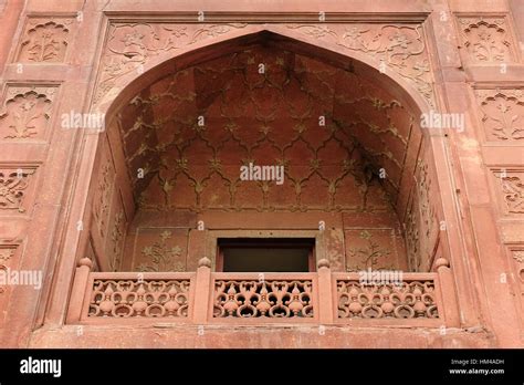 Red Fort In Agra India Typical Indian Architecture Stock Photo Alamy