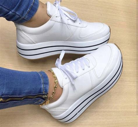 Tenis Que Usan Hoy De Moda De Mujer Moda Y Estilo