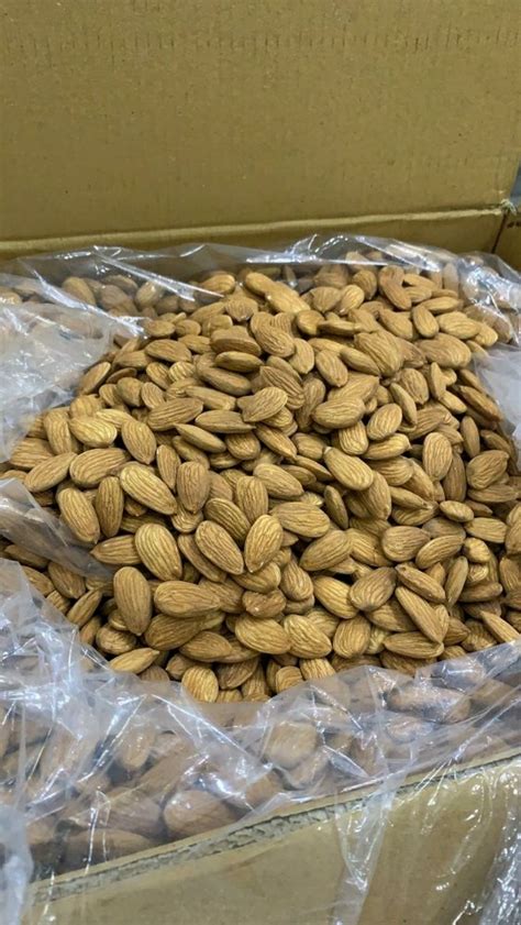 California Almond Nuts Packaging Type Hdpe Bsg Packaging Size 25 Kg