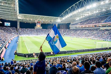 FC Porto on Twitter E azul e branca essa bandeira avança Azul